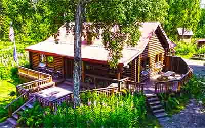 Alaska fly-in lodge accommodations